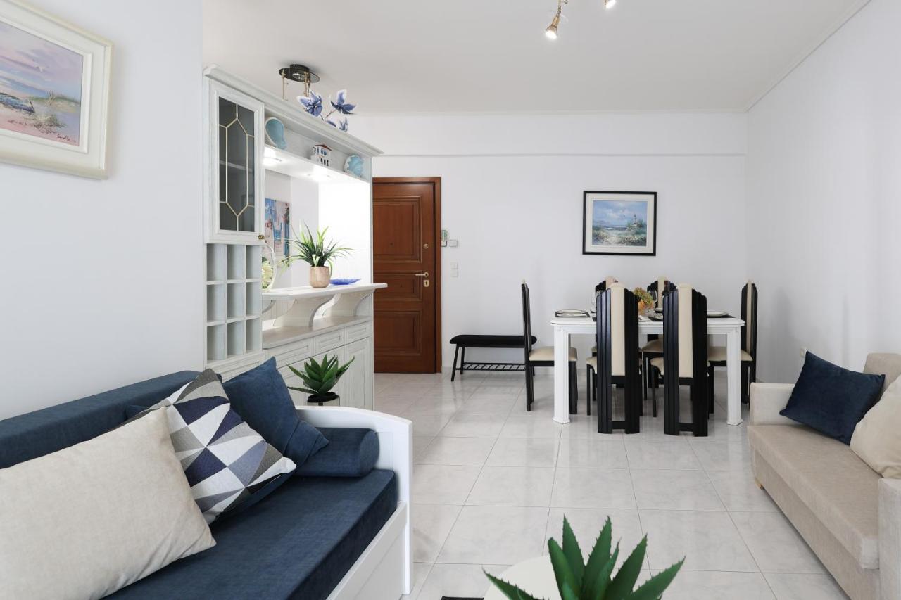 Seaside Penthouse In Каламата Екстериор снимка