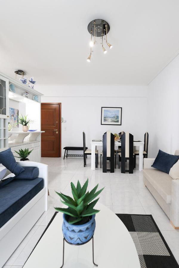 Seaside Penthouse In Каламата Екстериор снимка