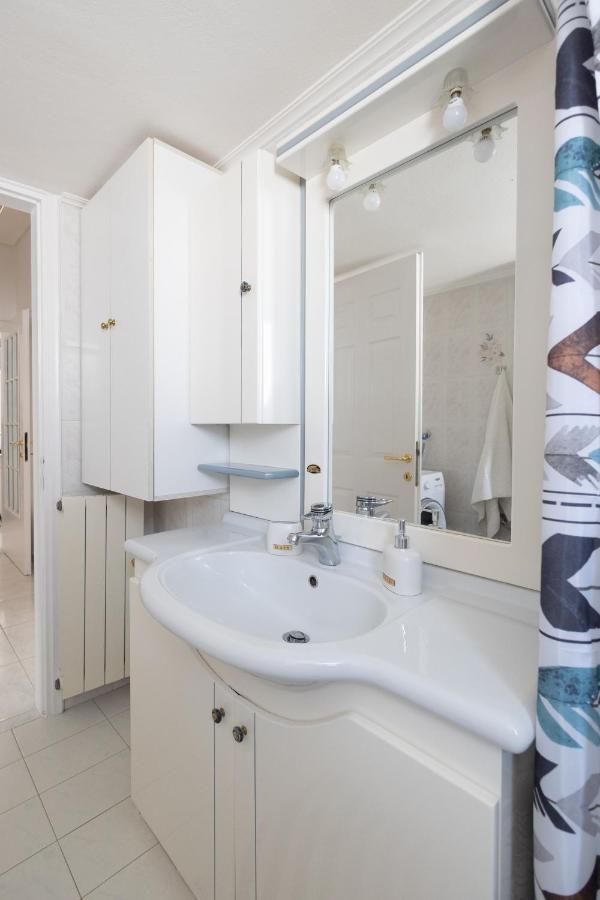 Seaside Penthouse In Каламата Екстериор снимка