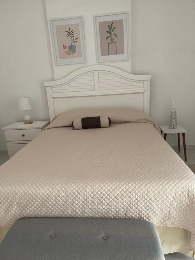 Seaside Penthouse In Каламата Екстериор снимка